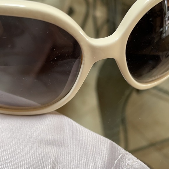 Beautiful Dior glasses 🤓 - Picture 8 of 8